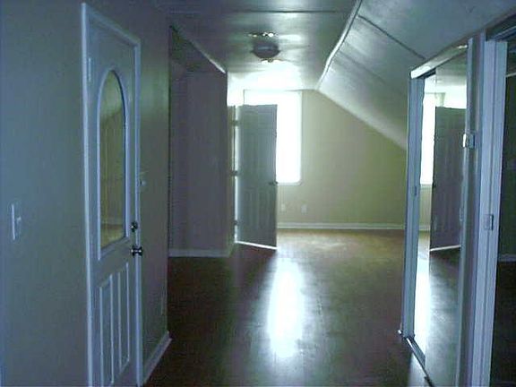 2nd image of 2423 Park St APT E