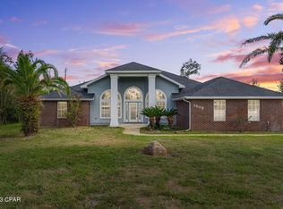 1206 E 26th St, Lynn Haven, FL 32444