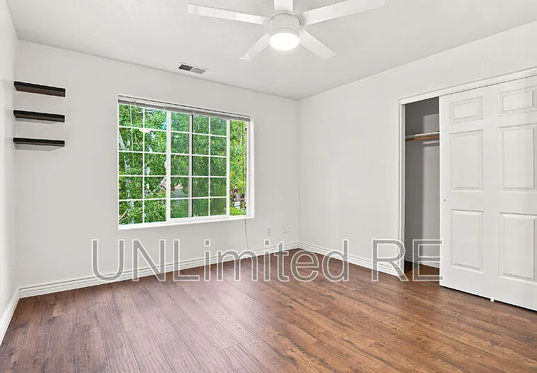 3272 S Litzler Dr — Photo 23