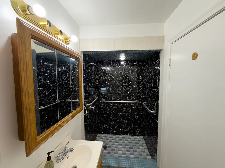 21233 Fairview Dr — Photo 21