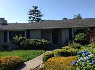 4815 NE Crown Pl, Seattle, WA 98115