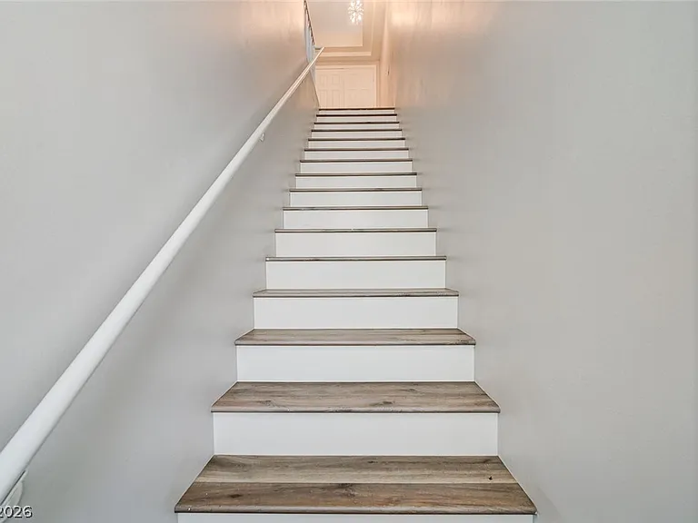 201 Kaelyn St #1 — Photo 2