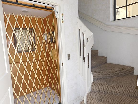 3rd image of 5163 Europa Dr APT J
