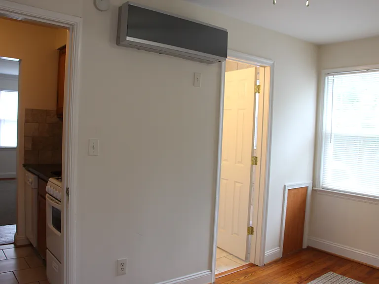 700 N Monroe Street — Photo 6