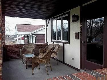 2nd image of 10821 Martin Dr
