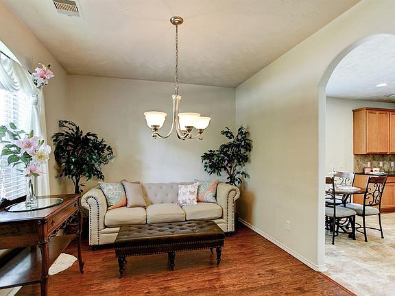 4th image of 21842 Winsome Rose Ct