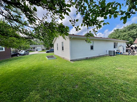 4th image of 1058 Dutchman Ln