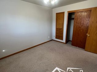 2419 N Ballard Rd APT 1, Appleton, WI 54911