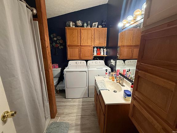 4th image of 1437 Treen St