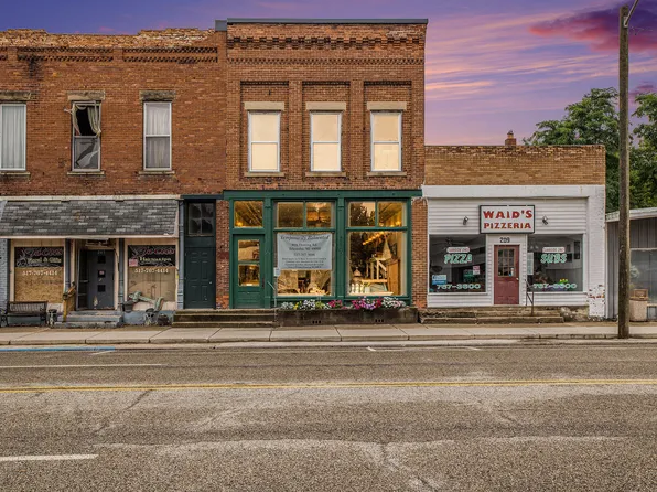 207 N Main St, Tekonsha, MI 49092