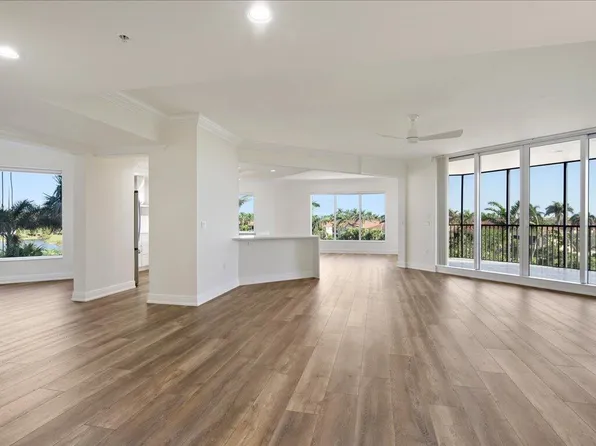 1060 Borghese Ln APT 201, Naples, FL 34114