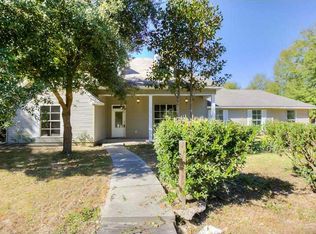 28491 Issac Rd, Lacombe, LA 70445