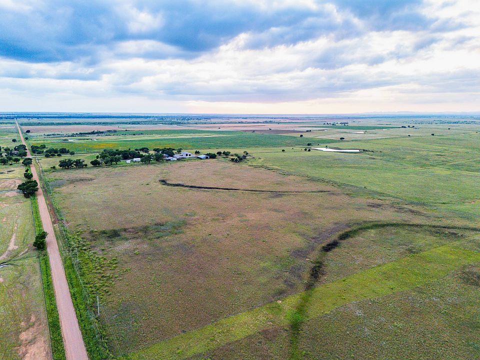 1st image of 0 SW Holiday Rd