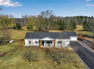 2295 Quaker Rd, Gasport, NY 14067