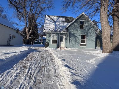 210 2nd Ave NE, Hankinson, ND, 58041