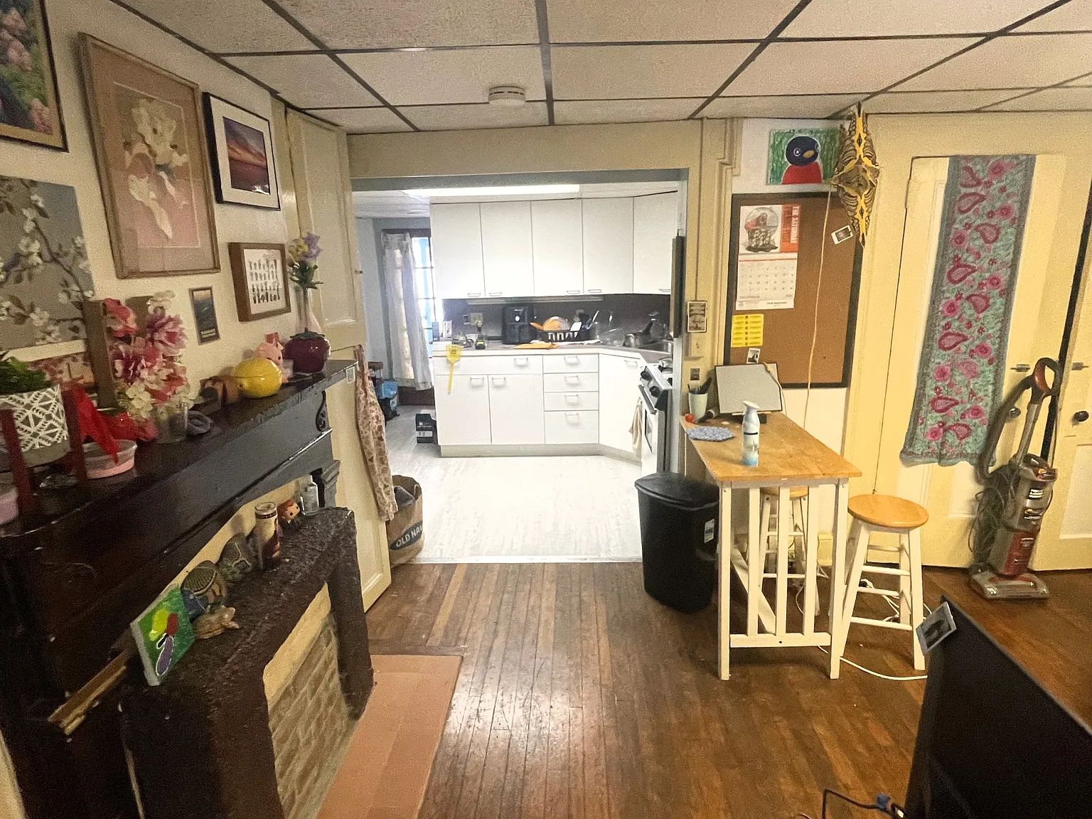 207 S Aurora St — Photo 2