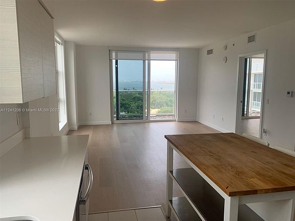 2nd image of 4250 Biscayne Blvd APT 1109