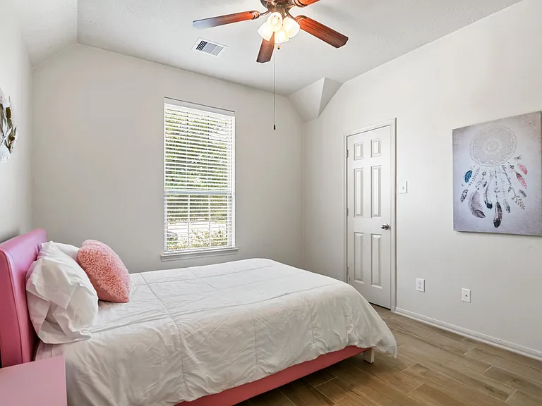 21930 Cascade Hollow Ln — Photo 6