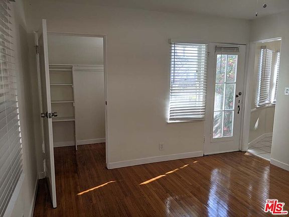 5th image of 935 N Vista St #1/2