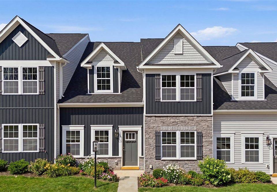 1st image of 105 Blue Bird Ln