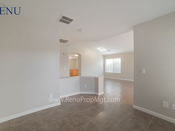 3rd image of 5233 W Ian Dr