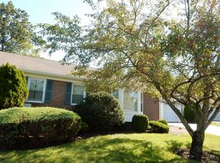 44 Brandywyne Dr, Florham Park, NJ 07932