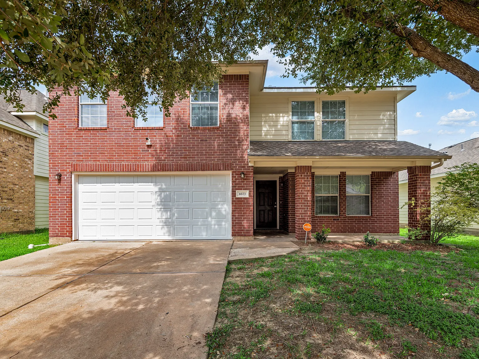 4 bed, 3.5 bath, 2729 sqft, $2,550 — Photo 2
