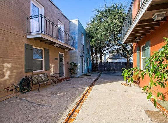 2nd image of 6714 Argonne Blvd