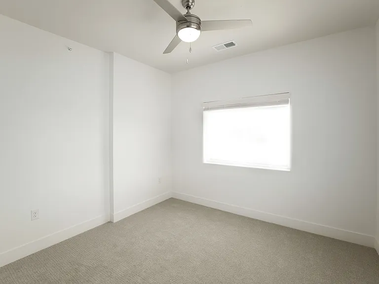 Blair Crossing Apartments — Photo 45