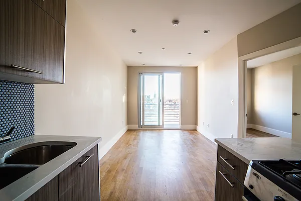 Rented by Lang Realty LLC | media 60