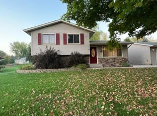 302 2nd St SW, Nya, MN 55397