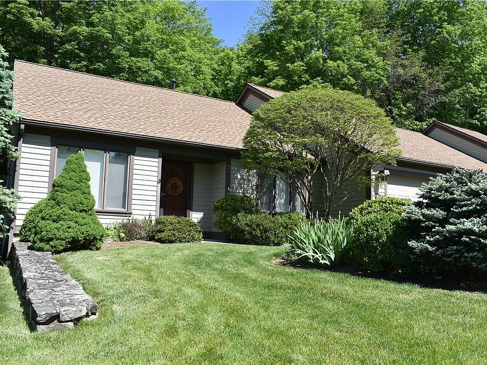 1st image of 698 Heritage Hills #A