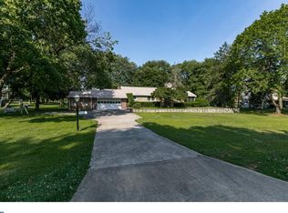 1550 Colonial Dr, Garnet Valley, PA 19060