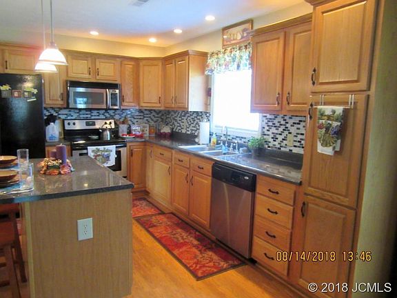 3rd image of 206 Clifford Duke Dr
