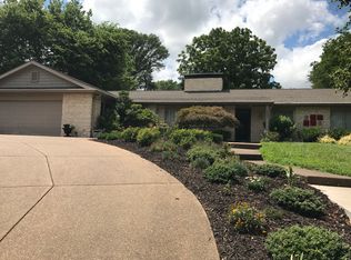 1025 N Main St, Henderson, KY 42420