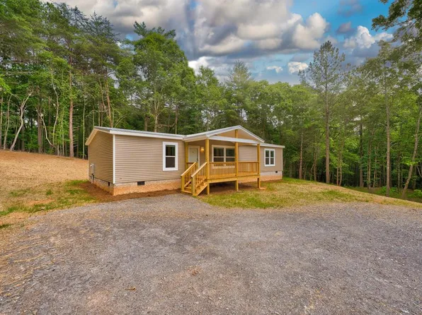 171 Tuscany Dr, Ellijay, GA 30540