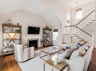 23 Cottage Ln, Mashpee, MA 02649