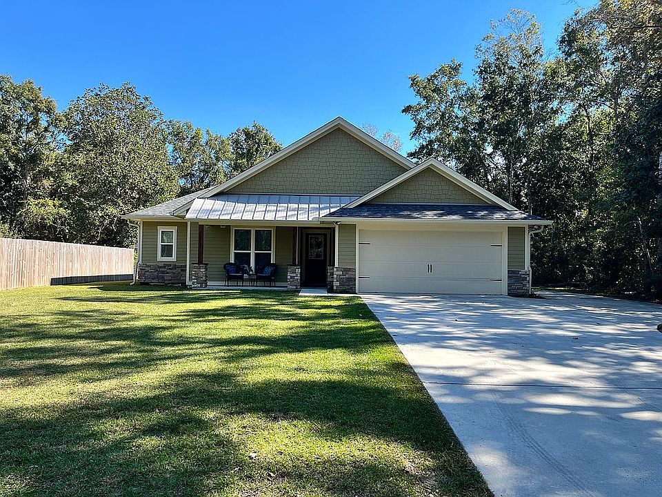 1st image of 3020 Sweetgum Ln
