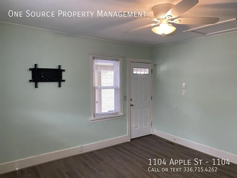 1104 Apple St #1104 — Photo 6