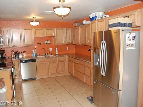 2nd image of 5138 Champions Ave