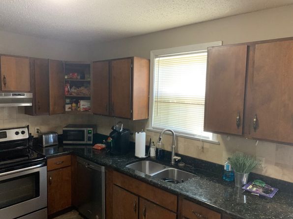1435 Shirley St #4