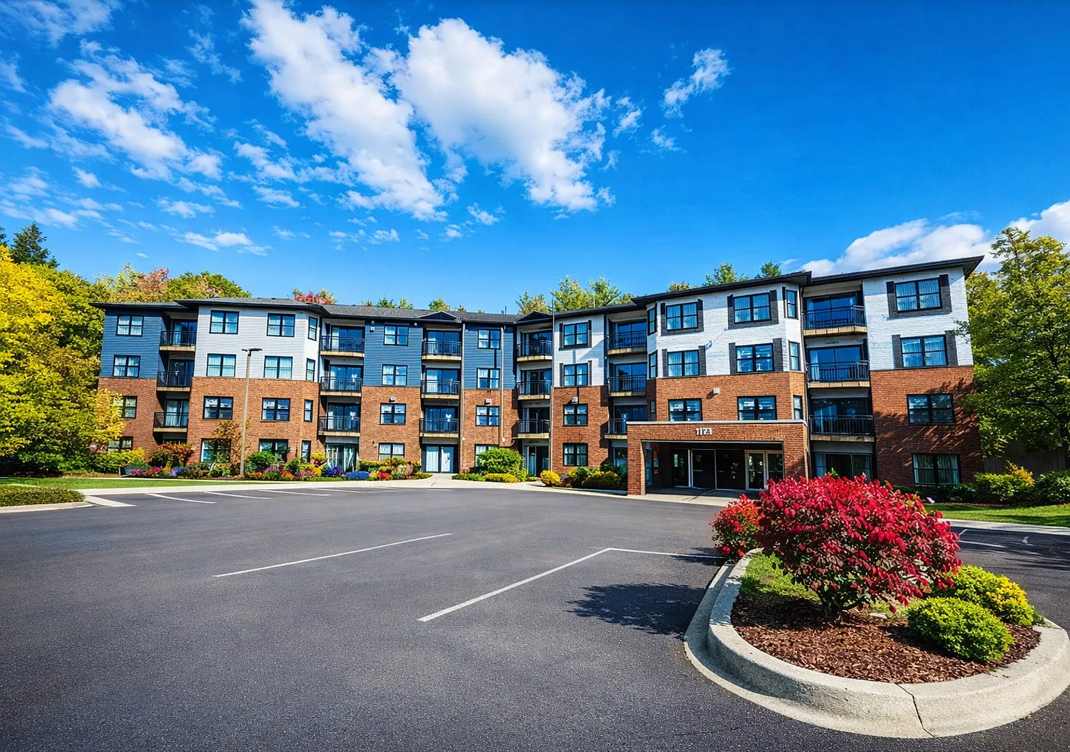 Brook Hill Apartments — Photo 1