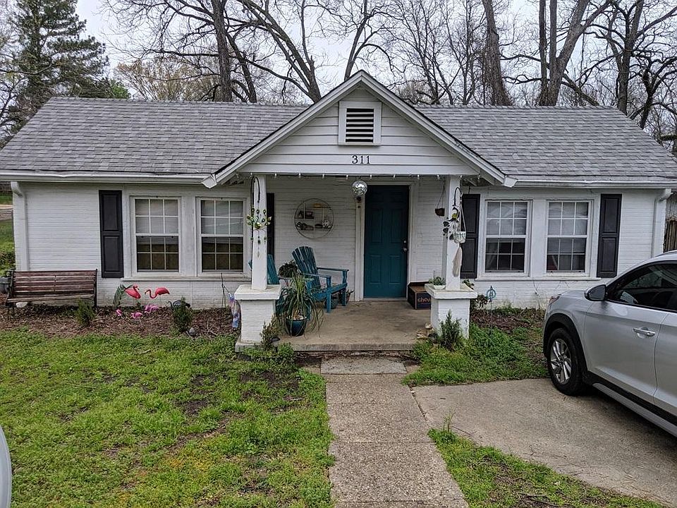 1st image of 311 Critz St