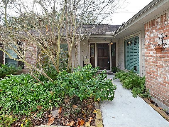 4th image of 13919 Ella Lee Ln