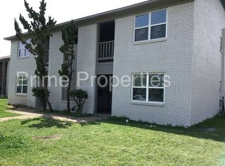 225 Alpine Ct, Irving, TX 75060