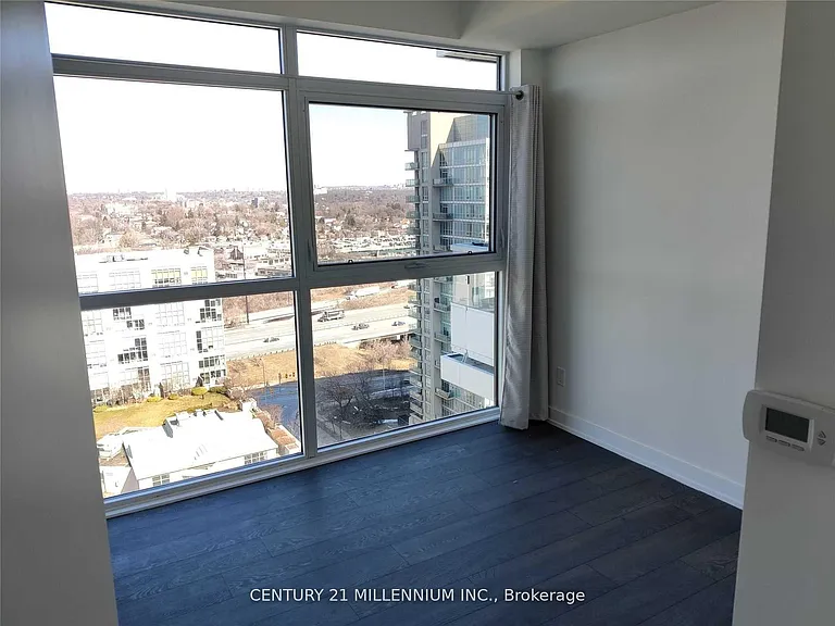 251 Manitoba St #1910 — Photo 4