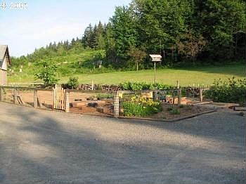 2nd image of 33603 NE Mystic Dr