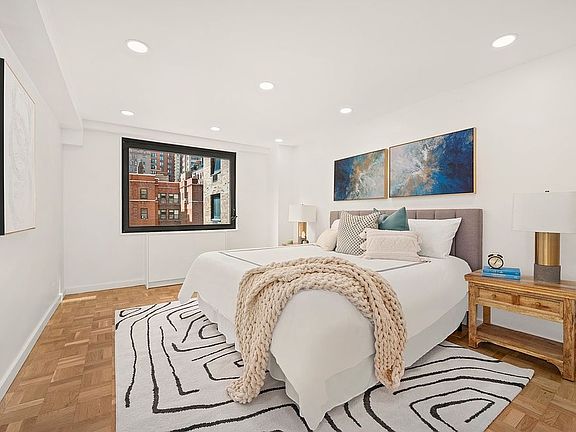 4th image of 10 W 66th St APT 5J