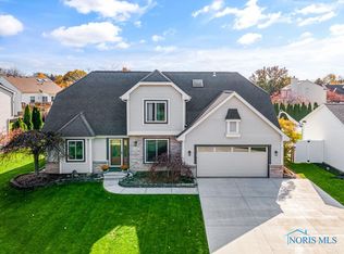 1644 Eaglecrest Rd, Perrysburg, OH 43551