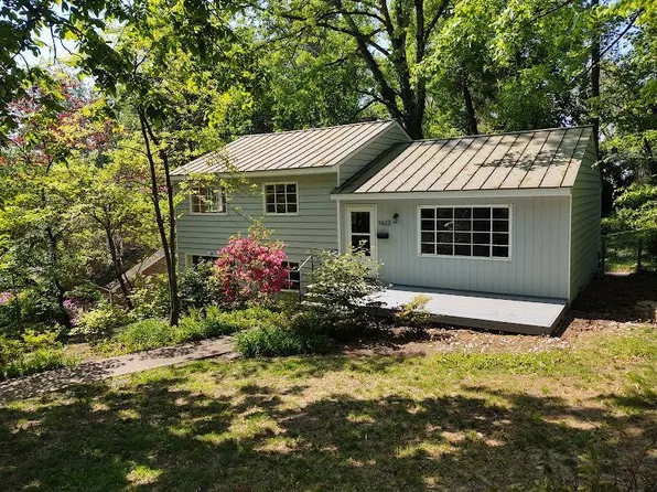 1622 Bruce Ave, Charlottesville, VA 22903